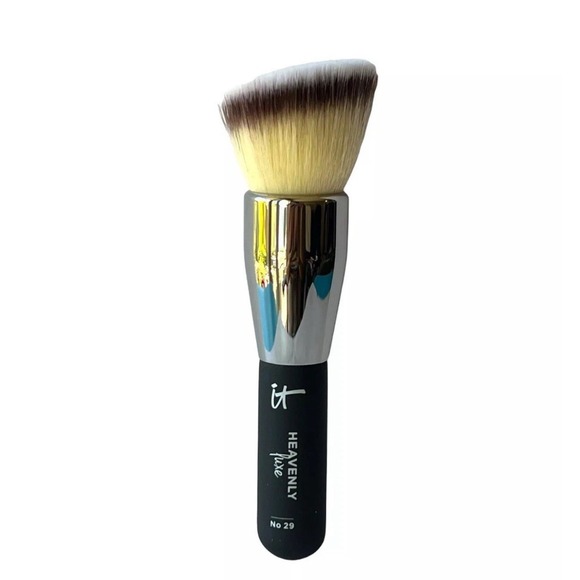 IT Cosmetics Heavenly Luxe Solid Serum Foundation Brush #29 - Travel Size - New - Picture 1 of 5